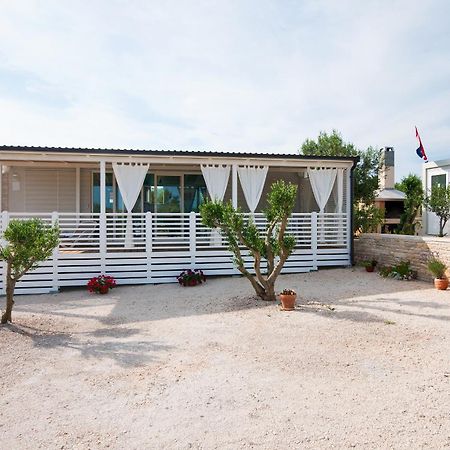 Hotel Camp San Antonio à Biograd Na Moru Extérieur photo