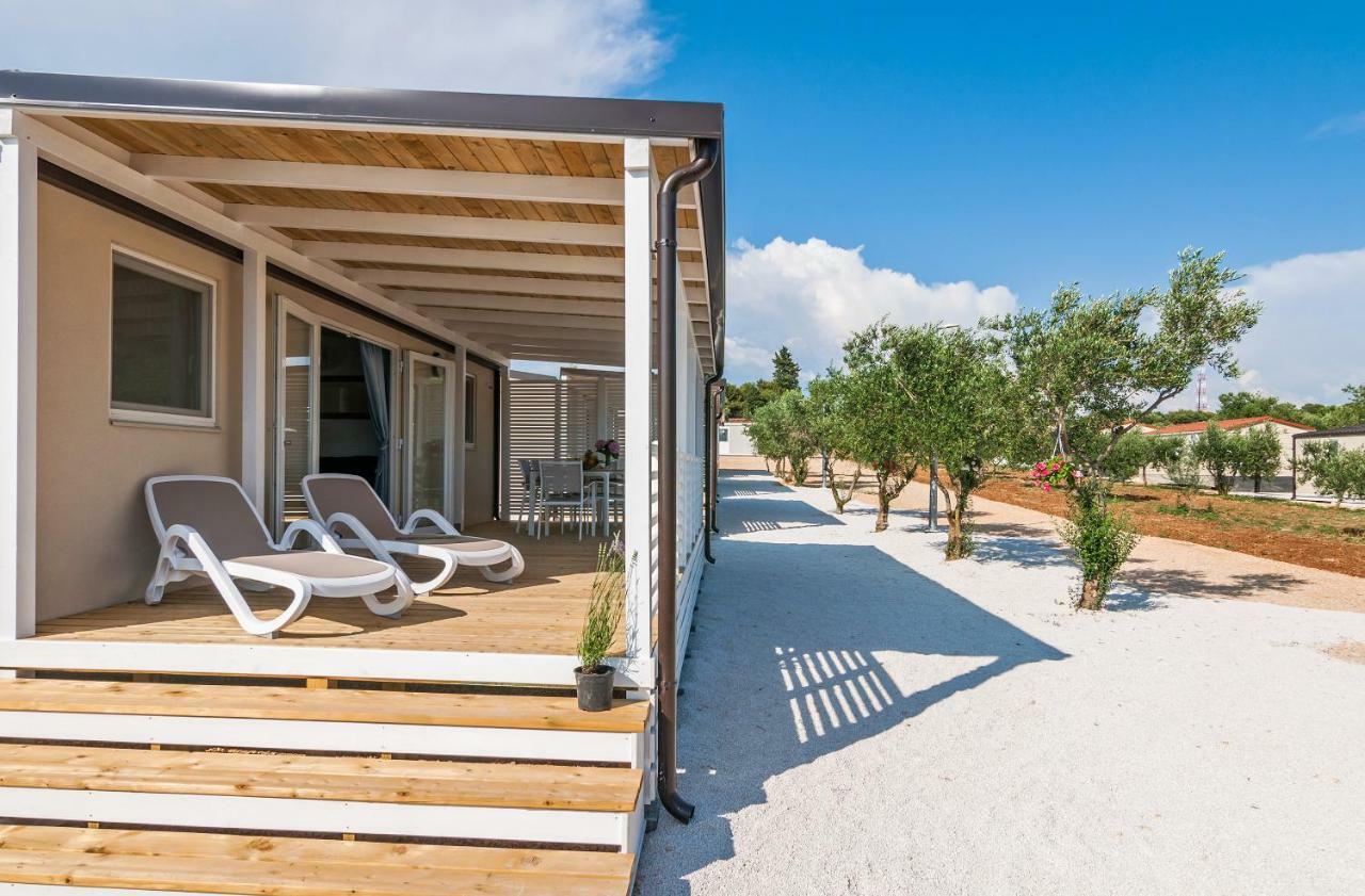 Hotel Camp San Antonio à Biograd Na Moru Extérieur photo