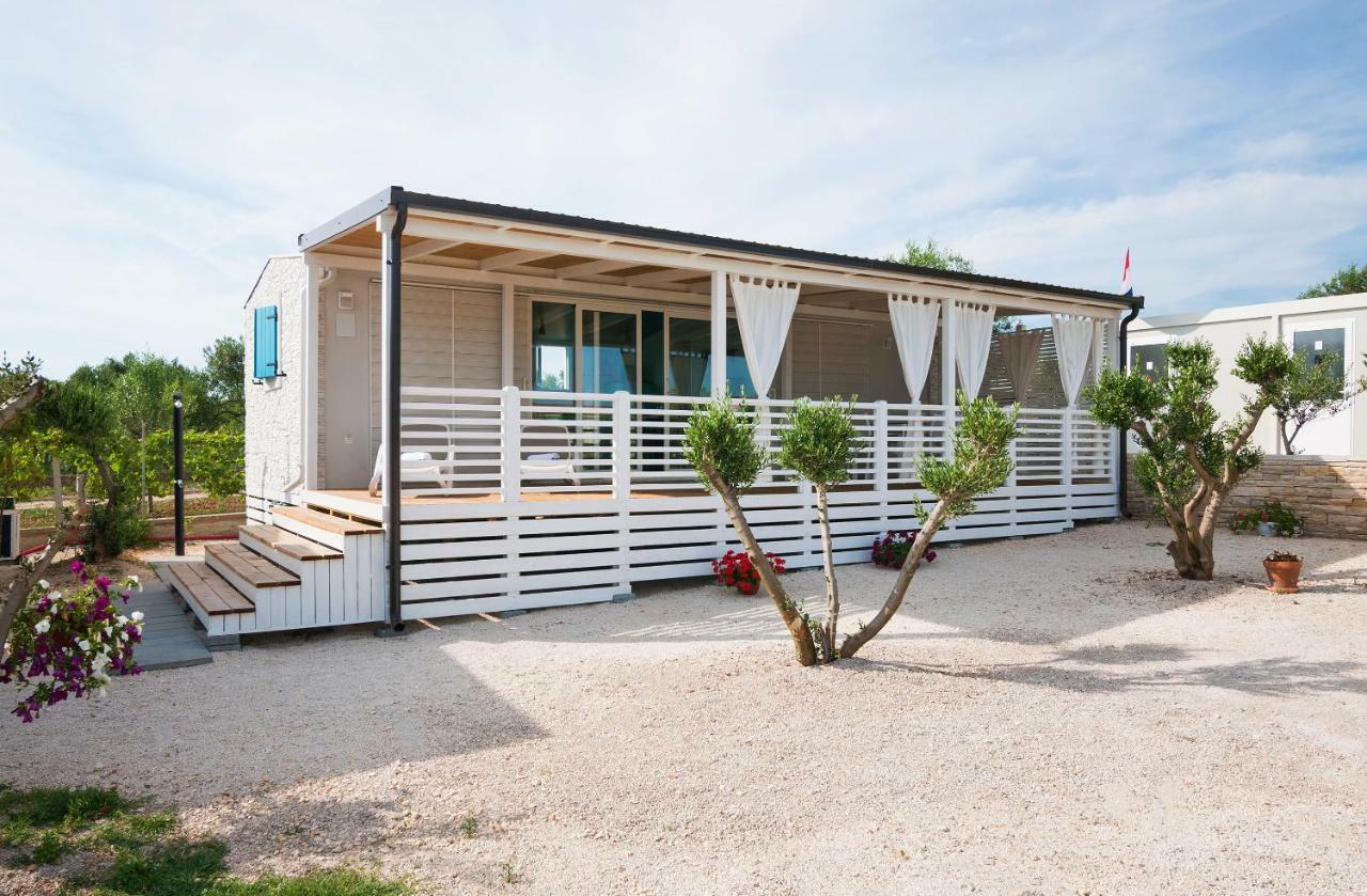 Hotel Camp San Antonio à Biograd Na Moru Extérieur photo